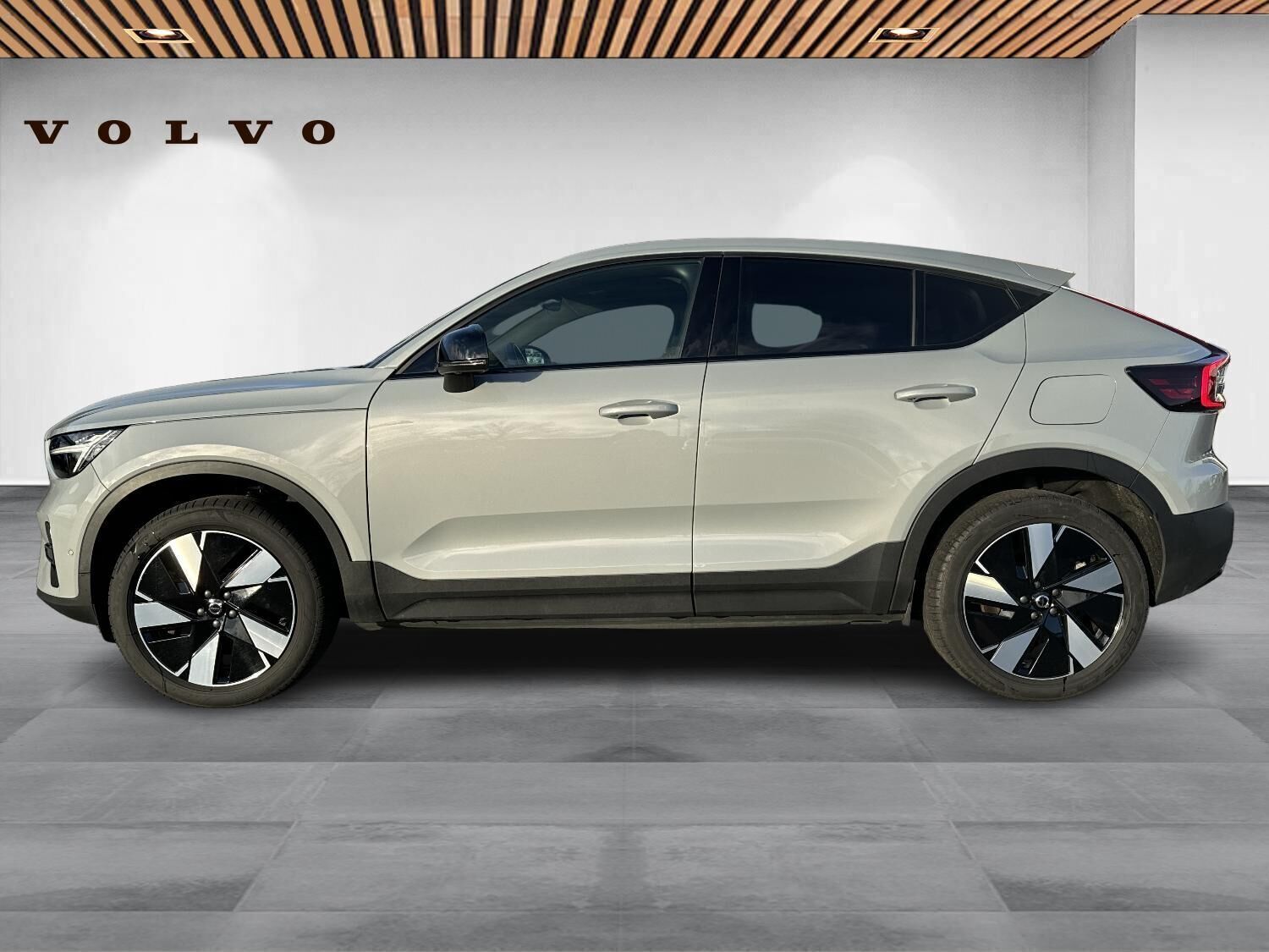 Volvo EC40 Extended Range Core