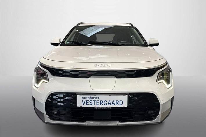 Hvid Kia Niro fra 2023