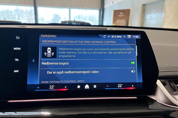 Hvid BMW iX1 fra 2024