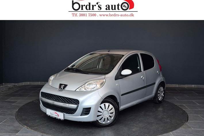 undefined Peugeot 107 fra 2011 set udefra