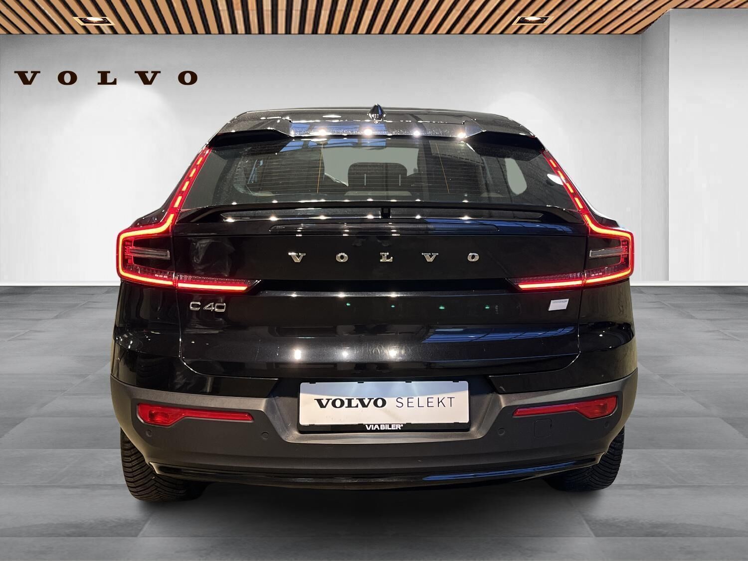 Volvo C40 P6 Recharge Plus 231HK 4d Aut.