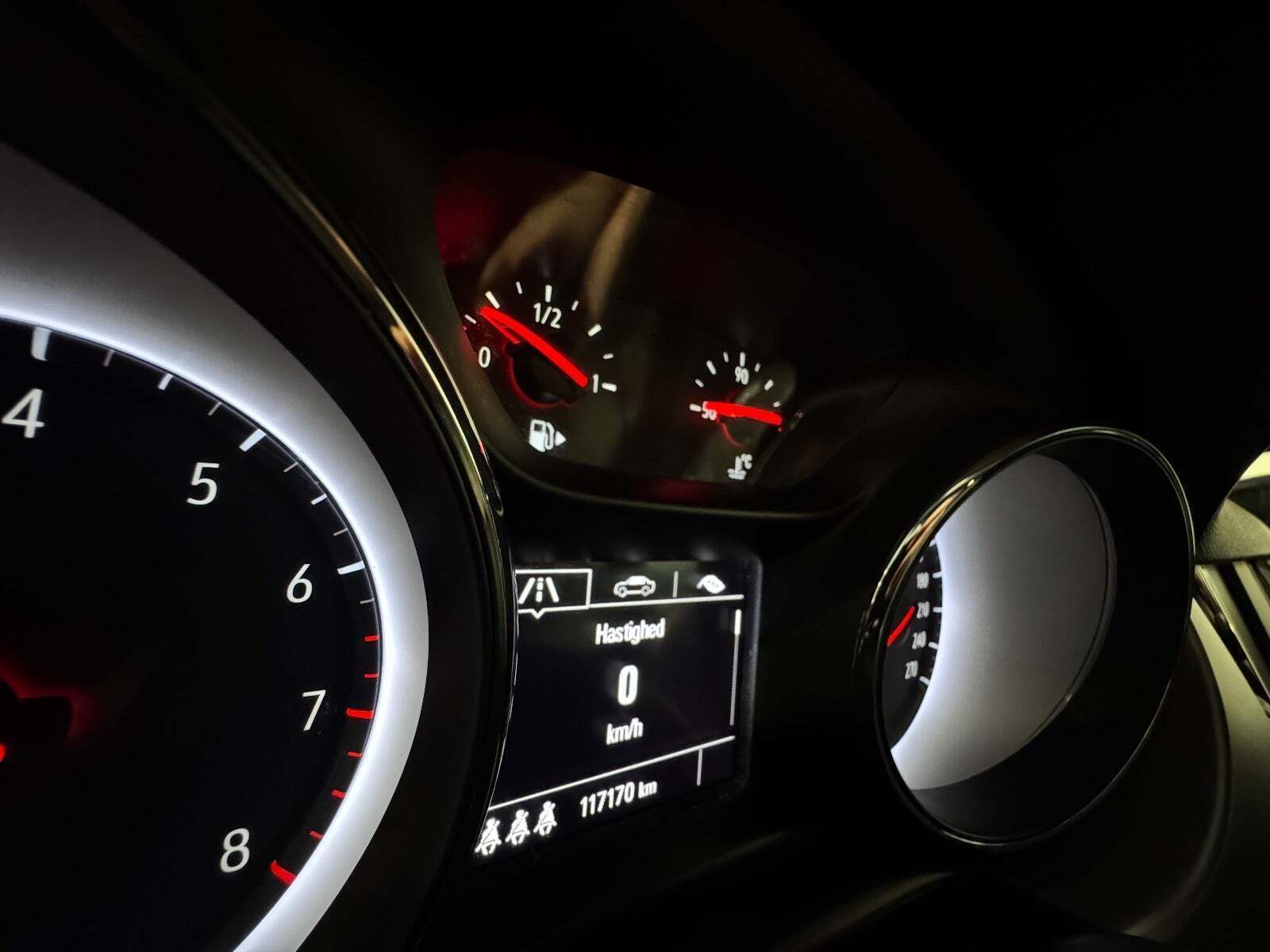 Sort Opel Astra fra 2018