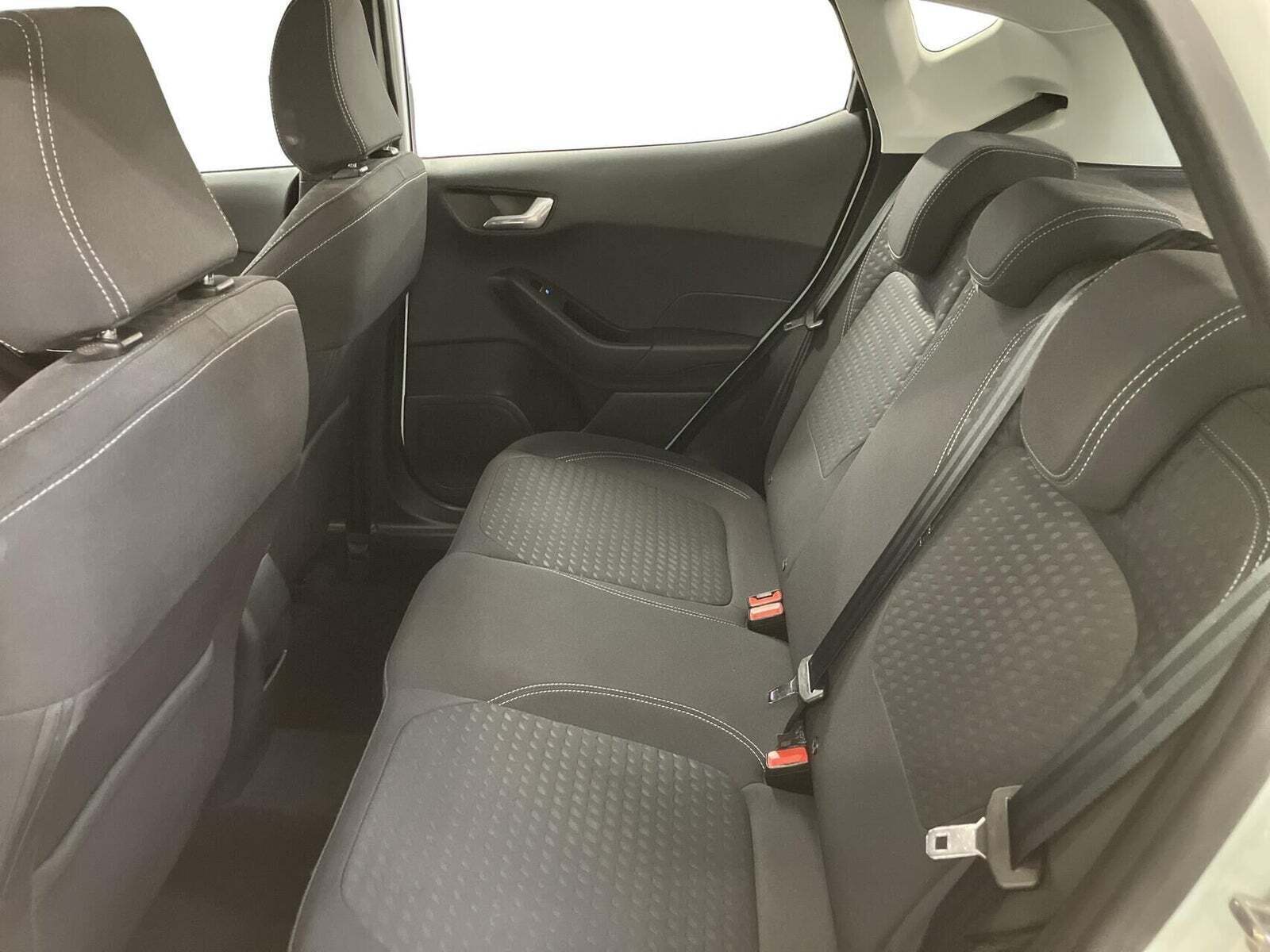 Ford Fiesta 1,0 EcoBoost mHEV Titanium