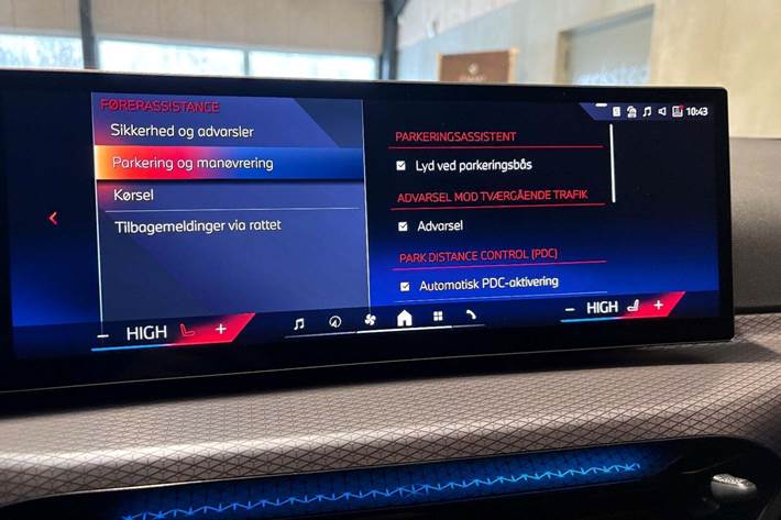 Hvid BMW i4 fra 2025