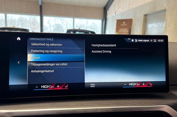 Hvid BMW i4 fra 2023