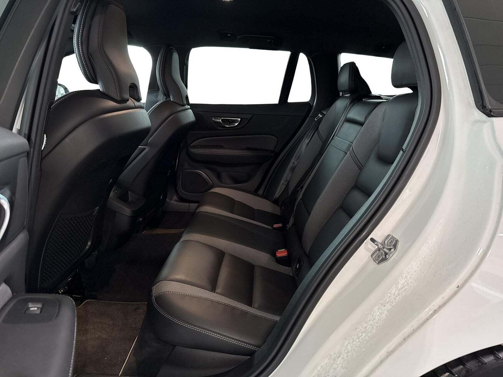 Volvo V60 2,0 D4 190 R-Design aut.