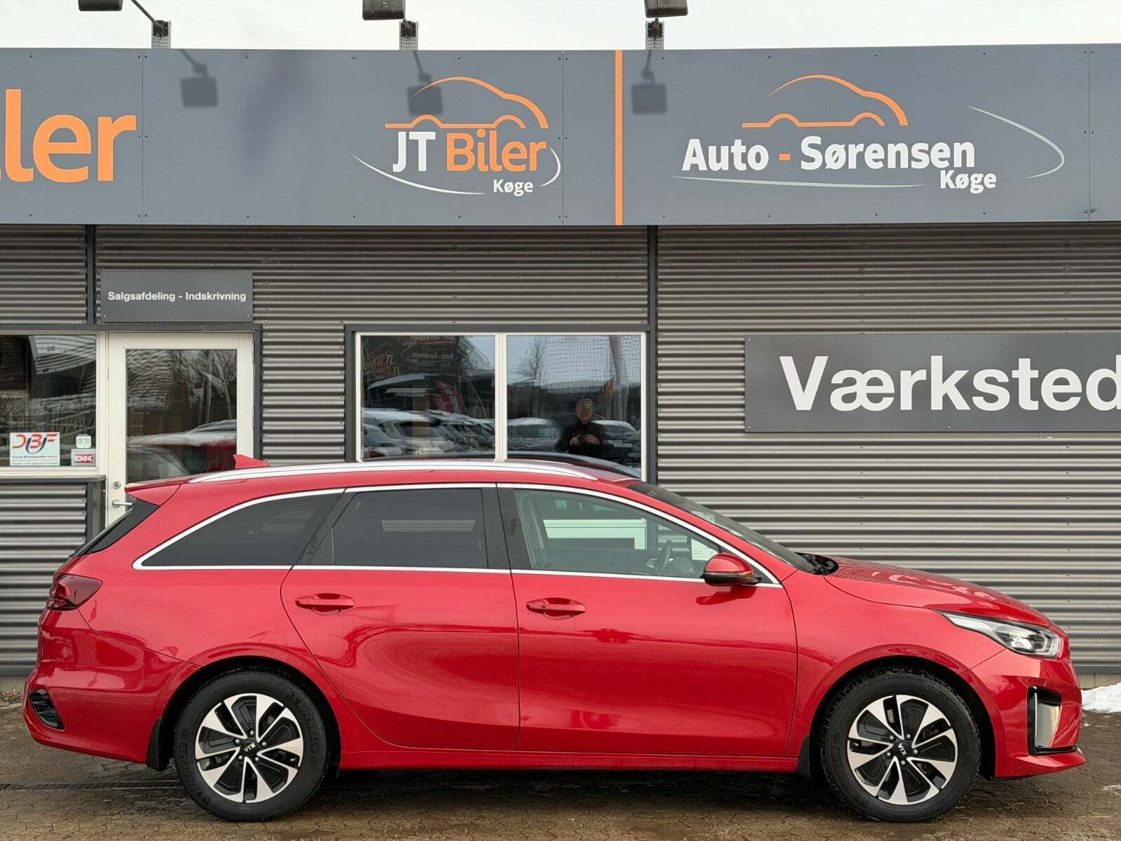 Rød Kia Ceed fra 2021