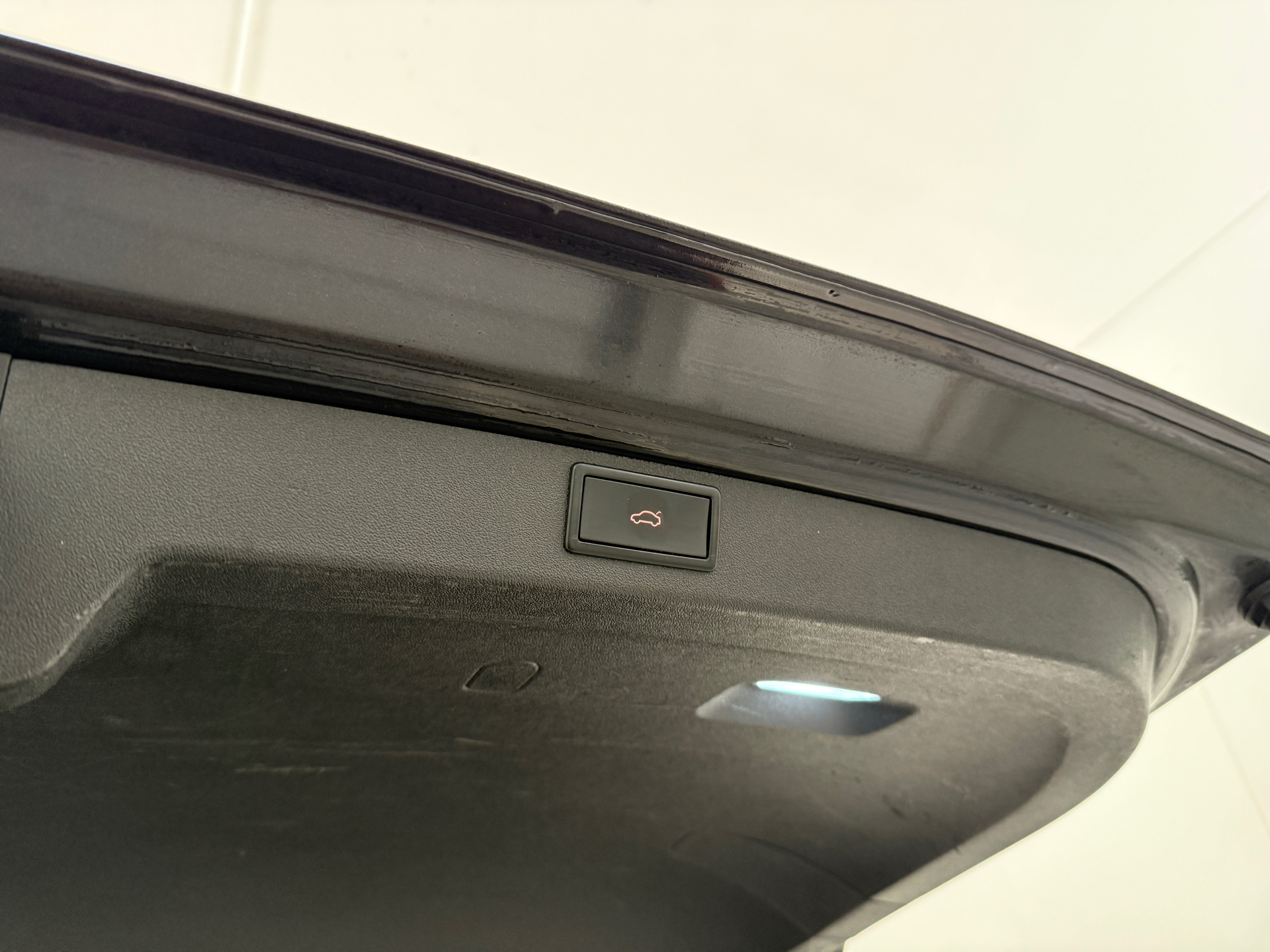 Sort Skoda Enyaq fra 2021