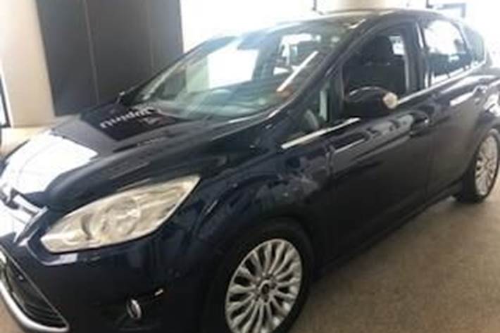 Blå Ford C-MAX fra 2013