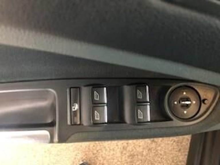 Ford C-MAX 2,0 TDCi Titanium 140HK 6g