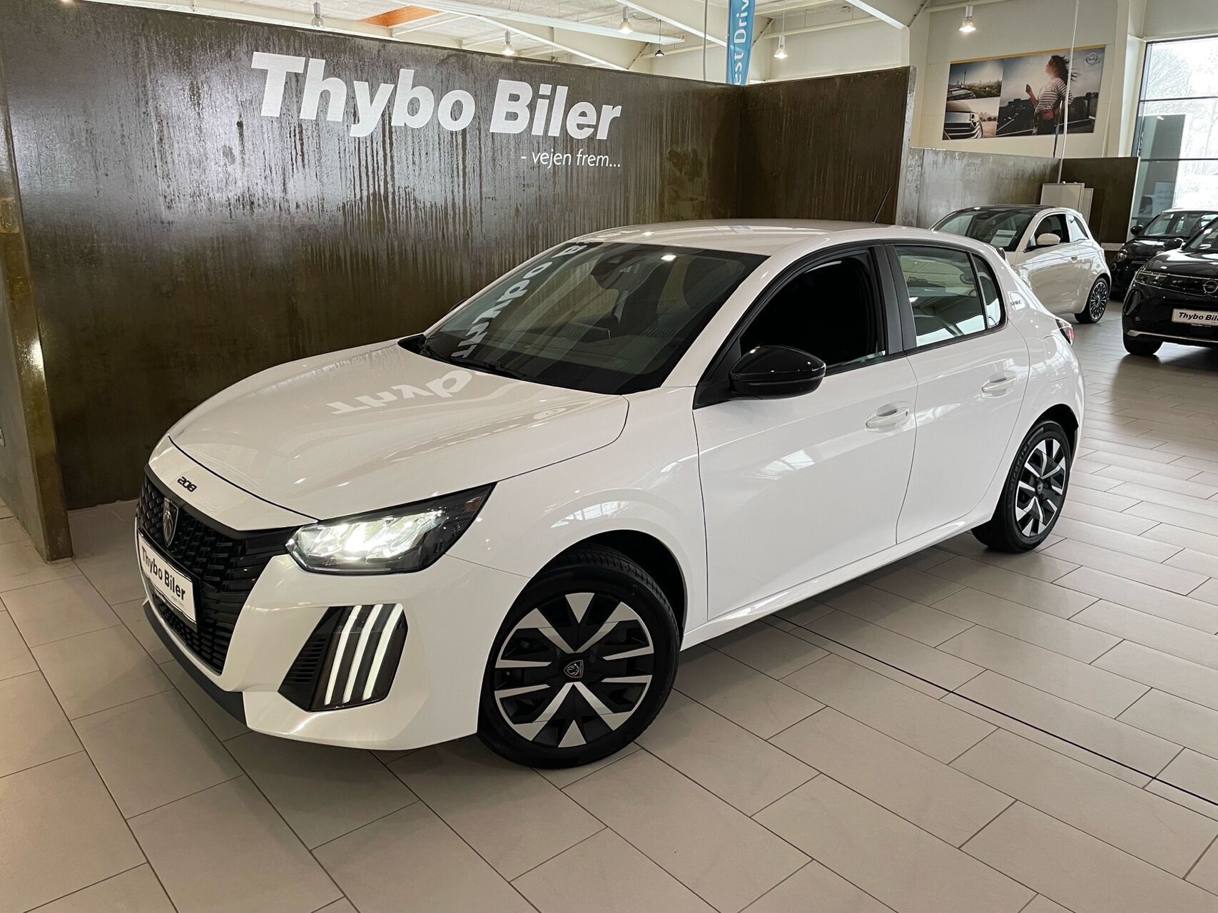 Peugeot e-208 EL Style 136HK 5d Aut.