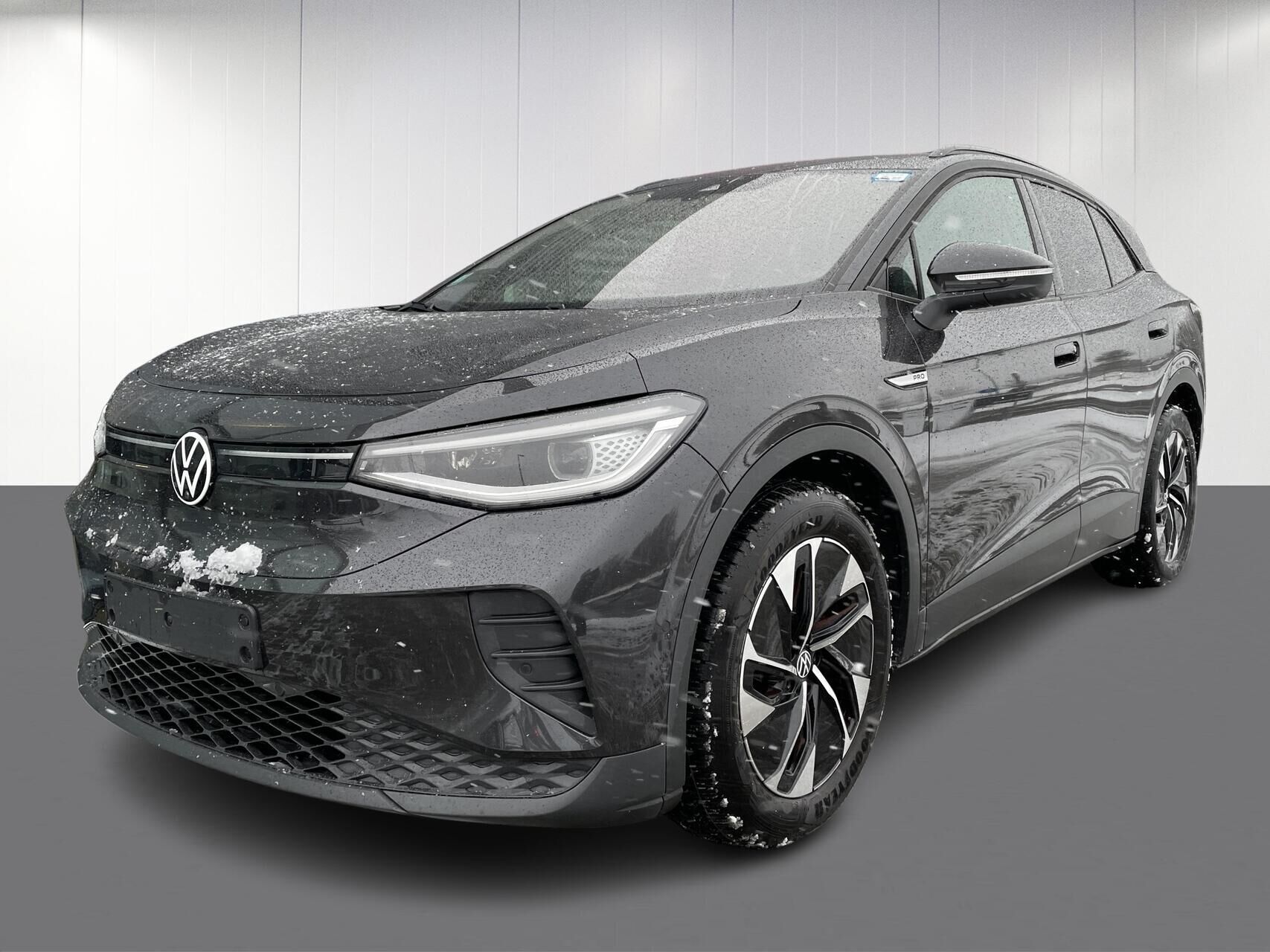 Grå VW ID.4 fra 2022 set udefra