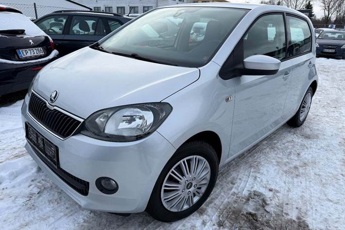Sølv Skoda Citigo fra 2013 set udefra