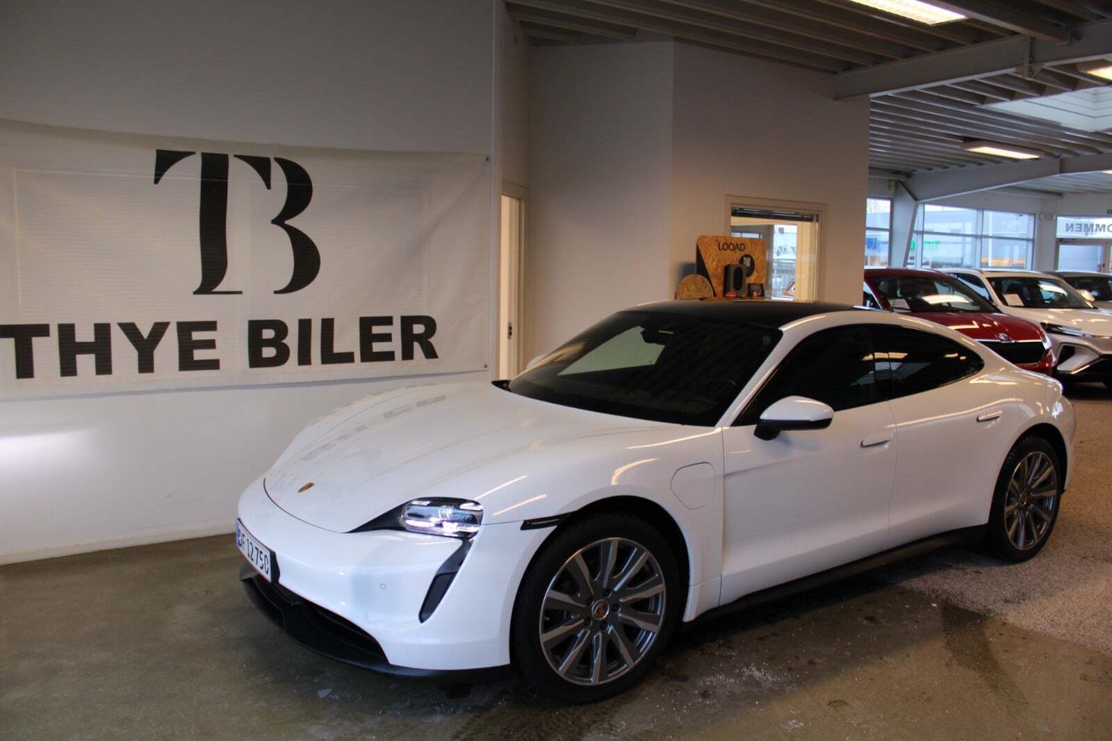 Porsche Taycan Performance+