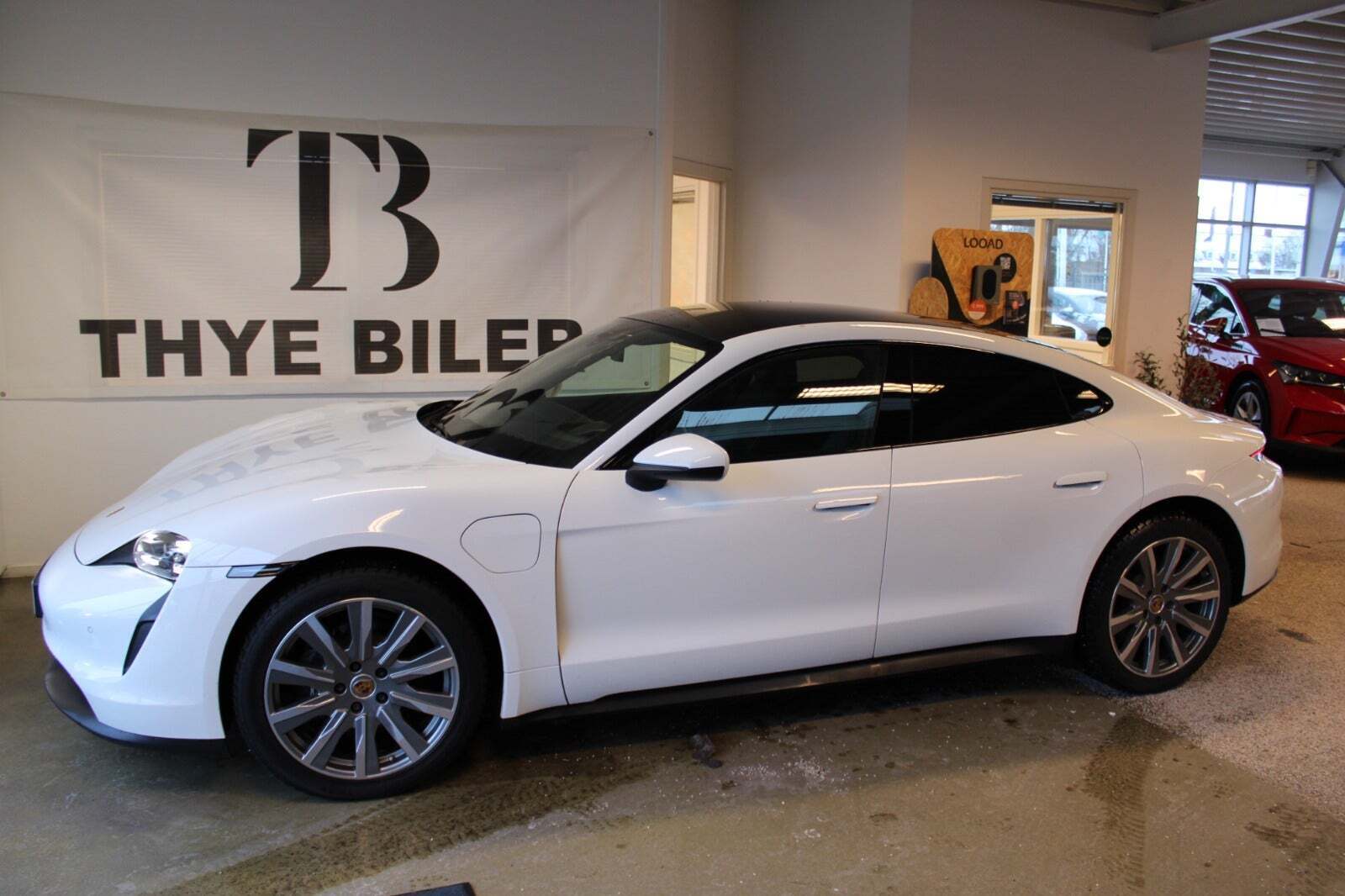 Porsche Taycan Performance+