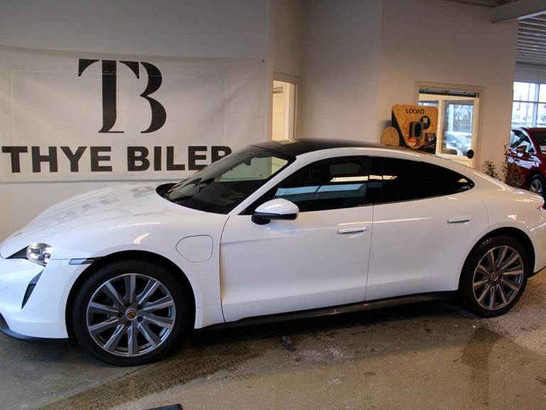 Porsche Taycan Performance+