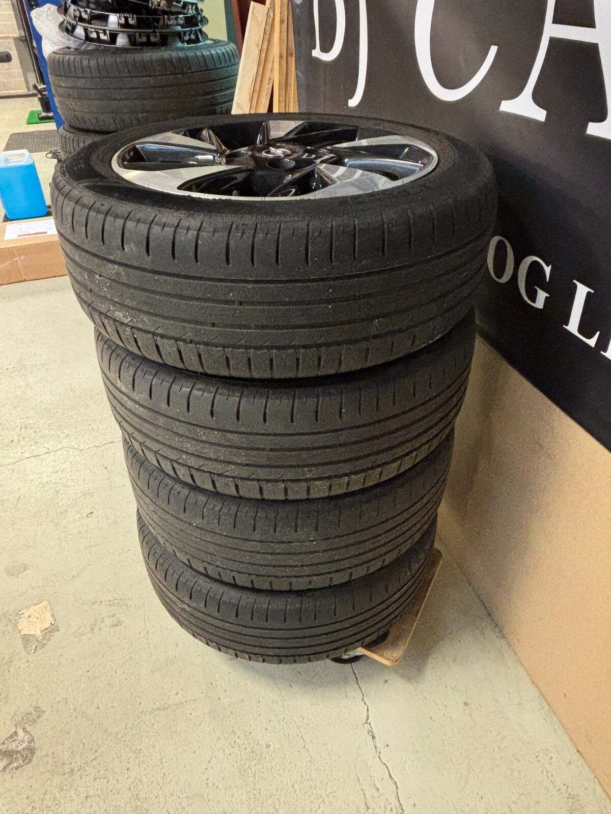 Grå Opel Corsa-e fra 2020