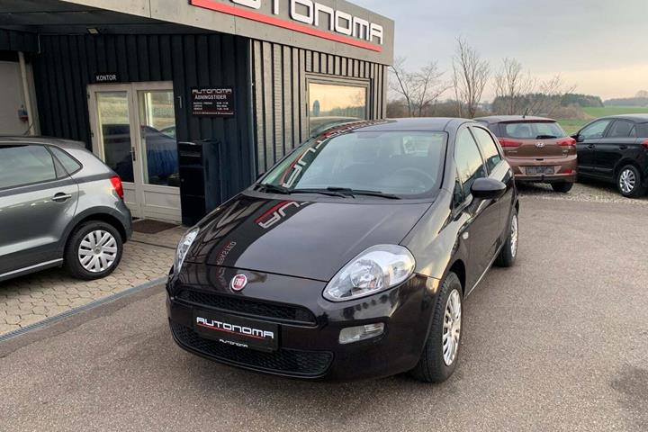 Sort Fiat Punto fra 2013 set udefra