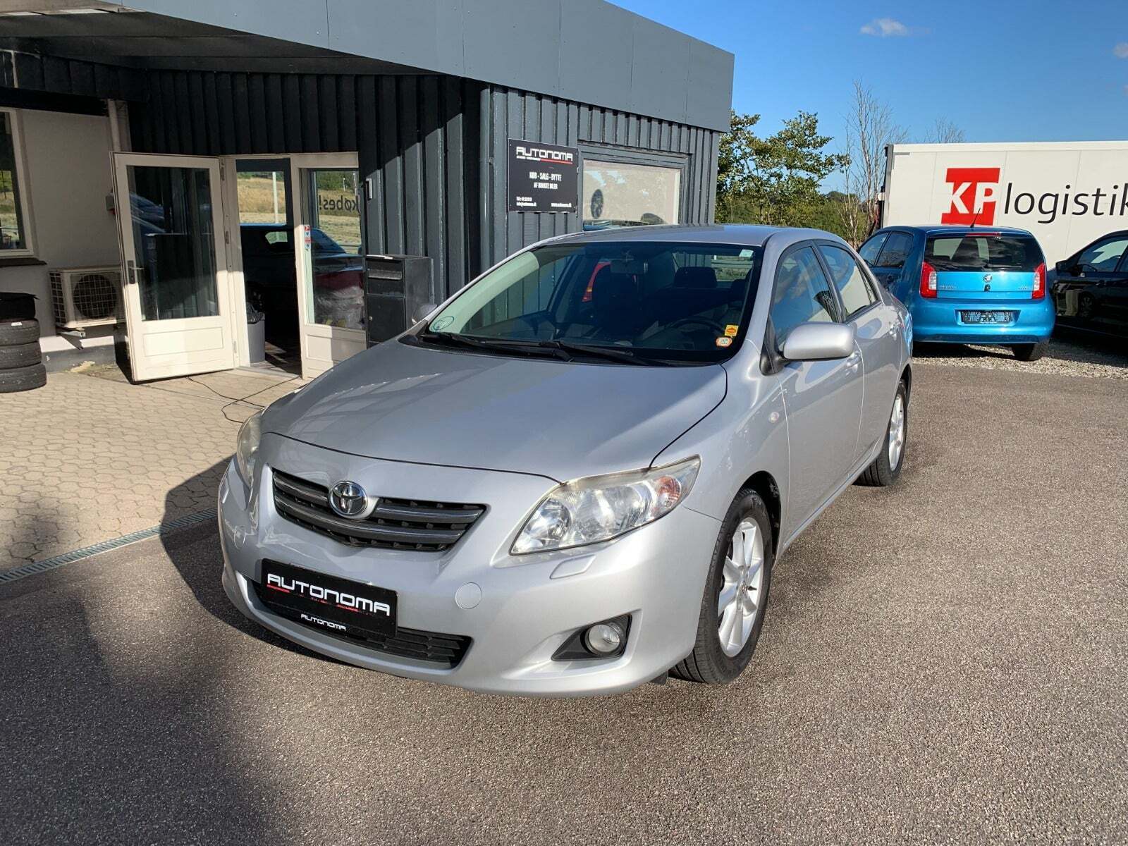 Sølv Toyota Corolla fra 2009