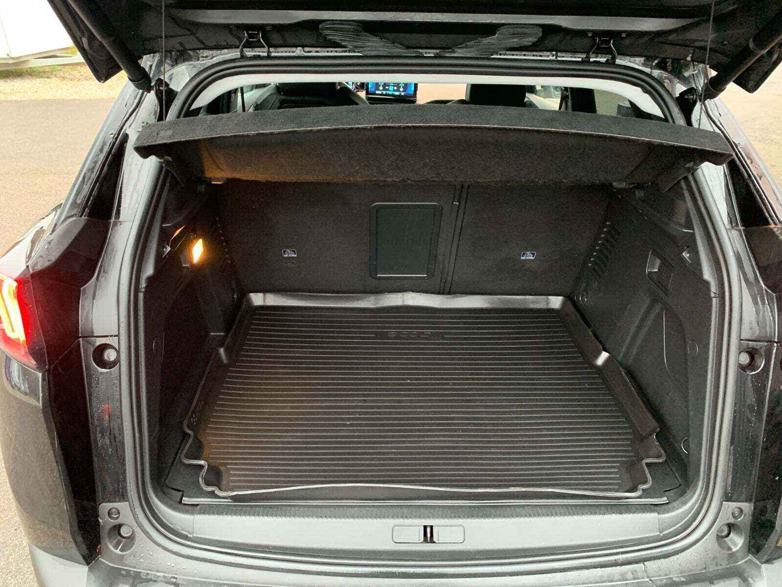Sort Peugeot 3008 fra 2021