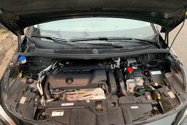 Sort Peugeot 3008 fra 2021