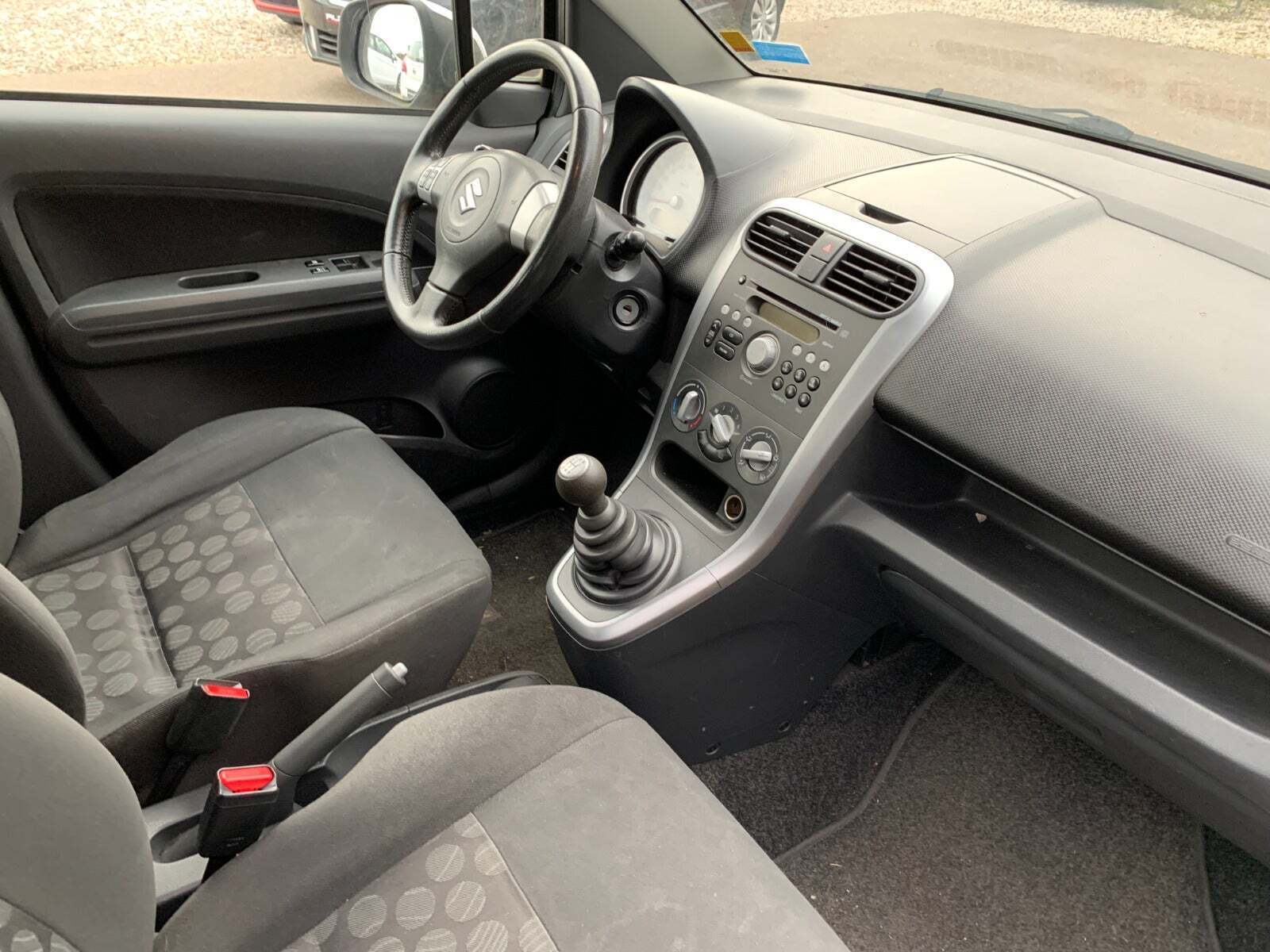 Suzuki Splash 1,0 GL