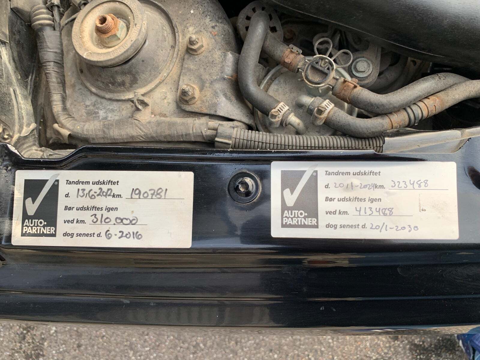 Sort VW Lupo fra 2005 set udefra