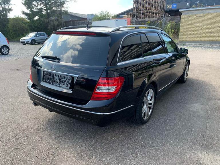 Mercedes C220 2,2 CDi Avantgarde stc. aut. BE
