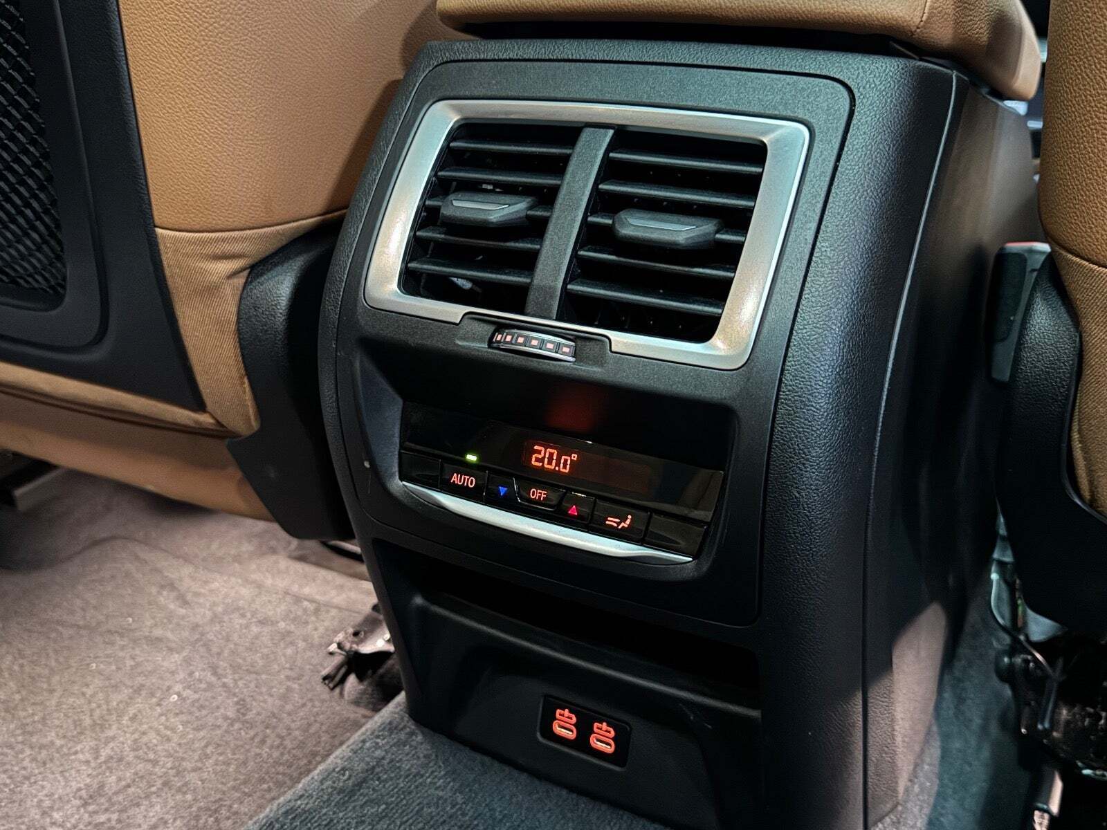 Blå BMW iX3 fra 2022