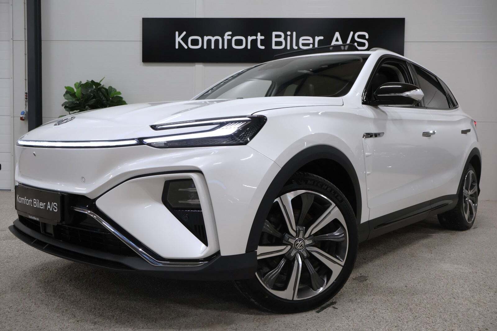 MG Marvel R Performance