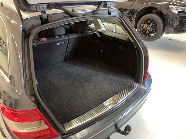 Mercedes C250 2,2 CDi Elegance stc. aut. BE