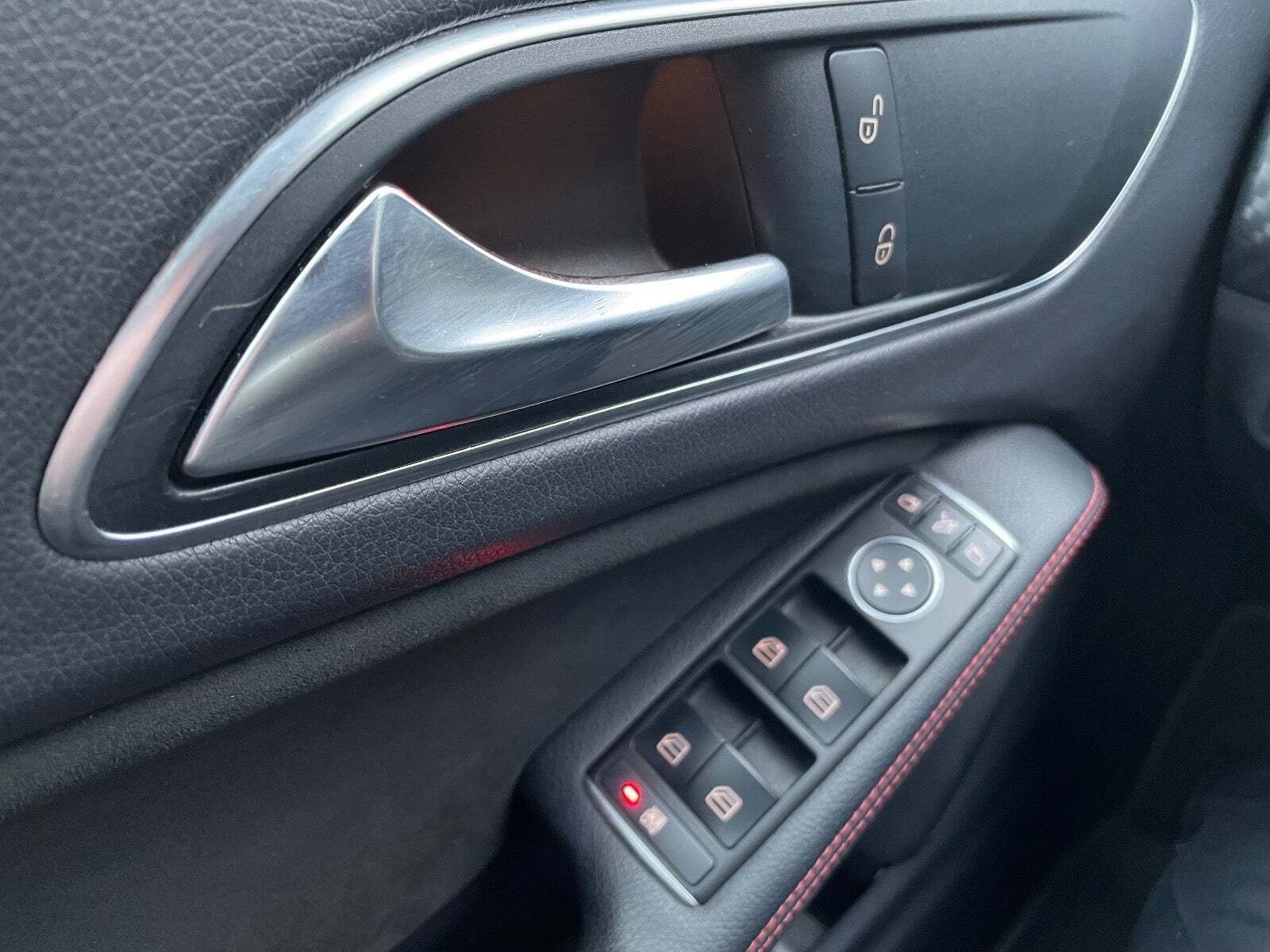 undefined Mercedes A220 fra 2014