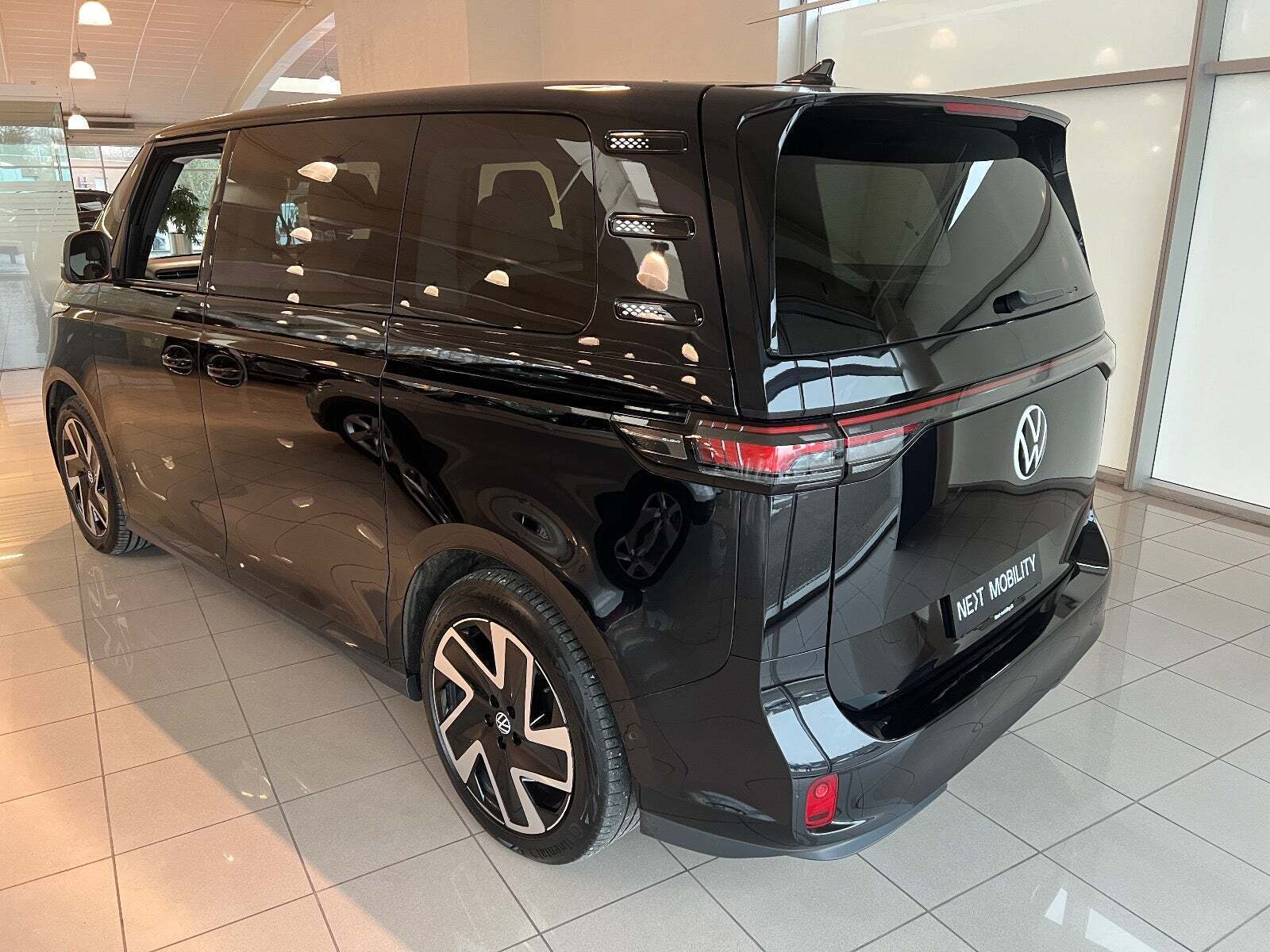 VW ID.Buzz 77 Style SWB