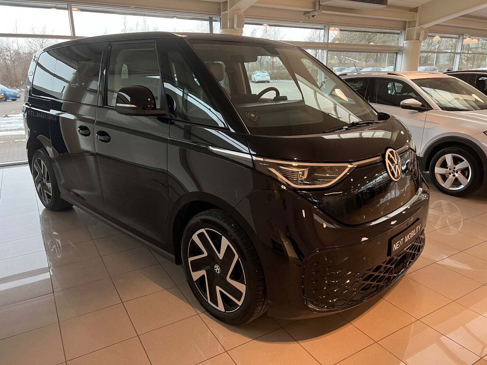 Sort VW ID.Buzz fra 2023