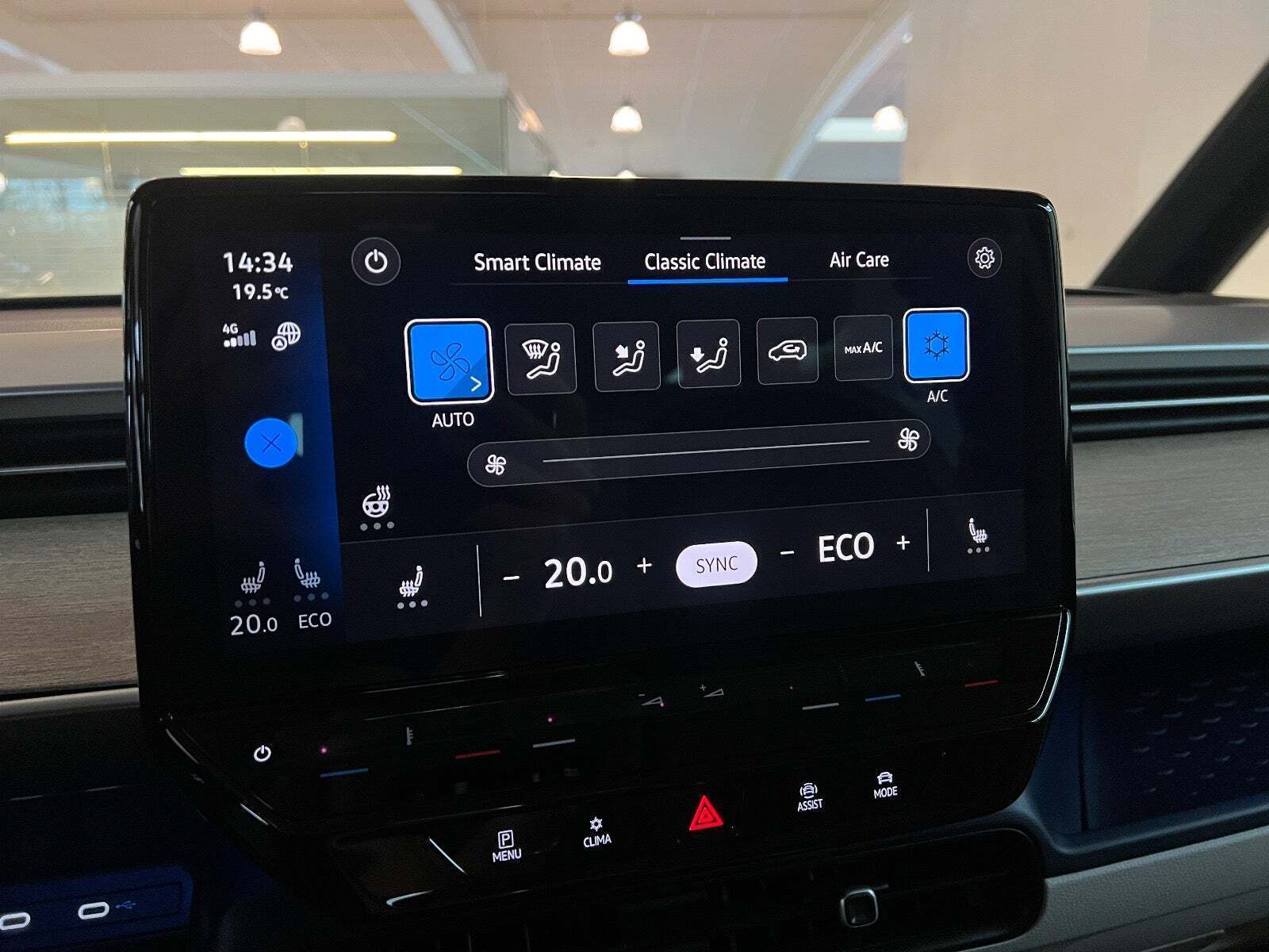 Sort VW ID.Buzz fra 2023