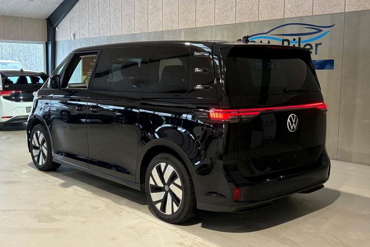 Sort VW ID.Buzz fra 2023