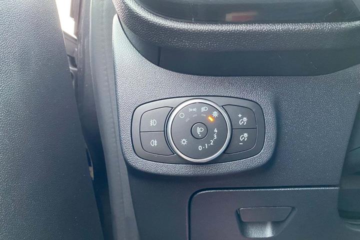 Grå Ford Fiesta fra 2021