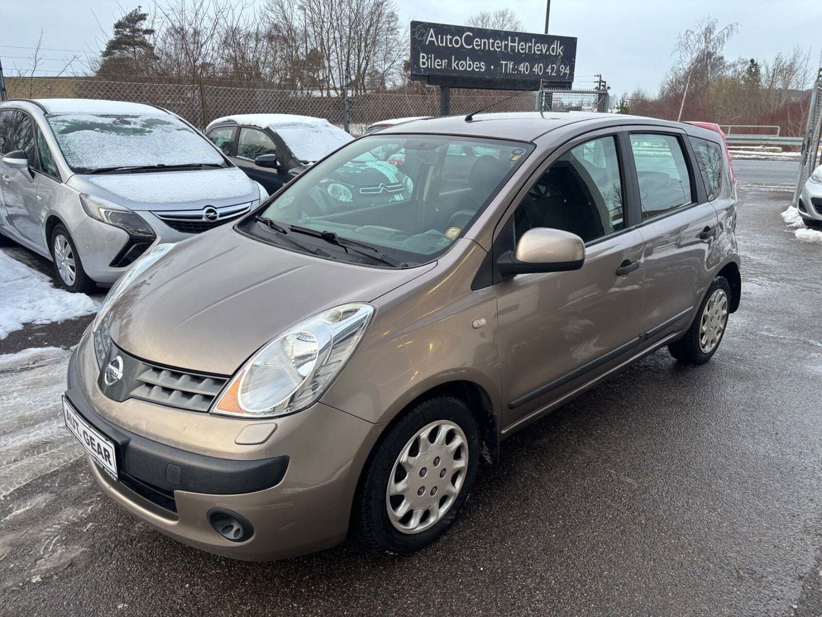 Nissan Note 1,6 Visia aut.