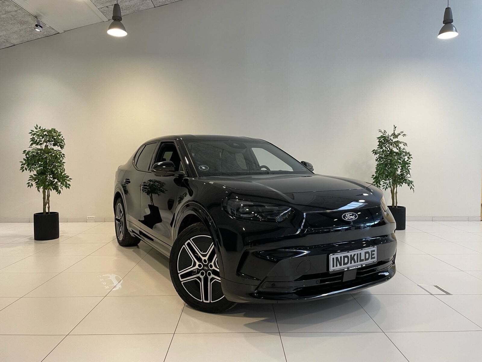 Ford Capri 84 Premium Extended Range AWD