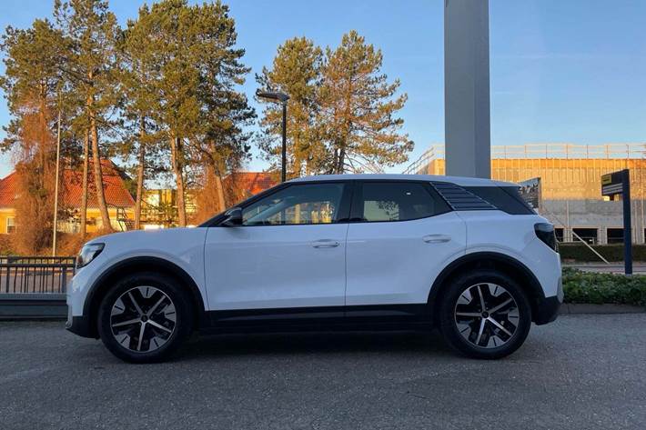 Hvid Ford Explorer fra 2024