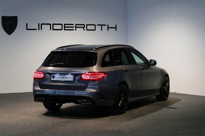 Grå Mercedes C200 fra 2017