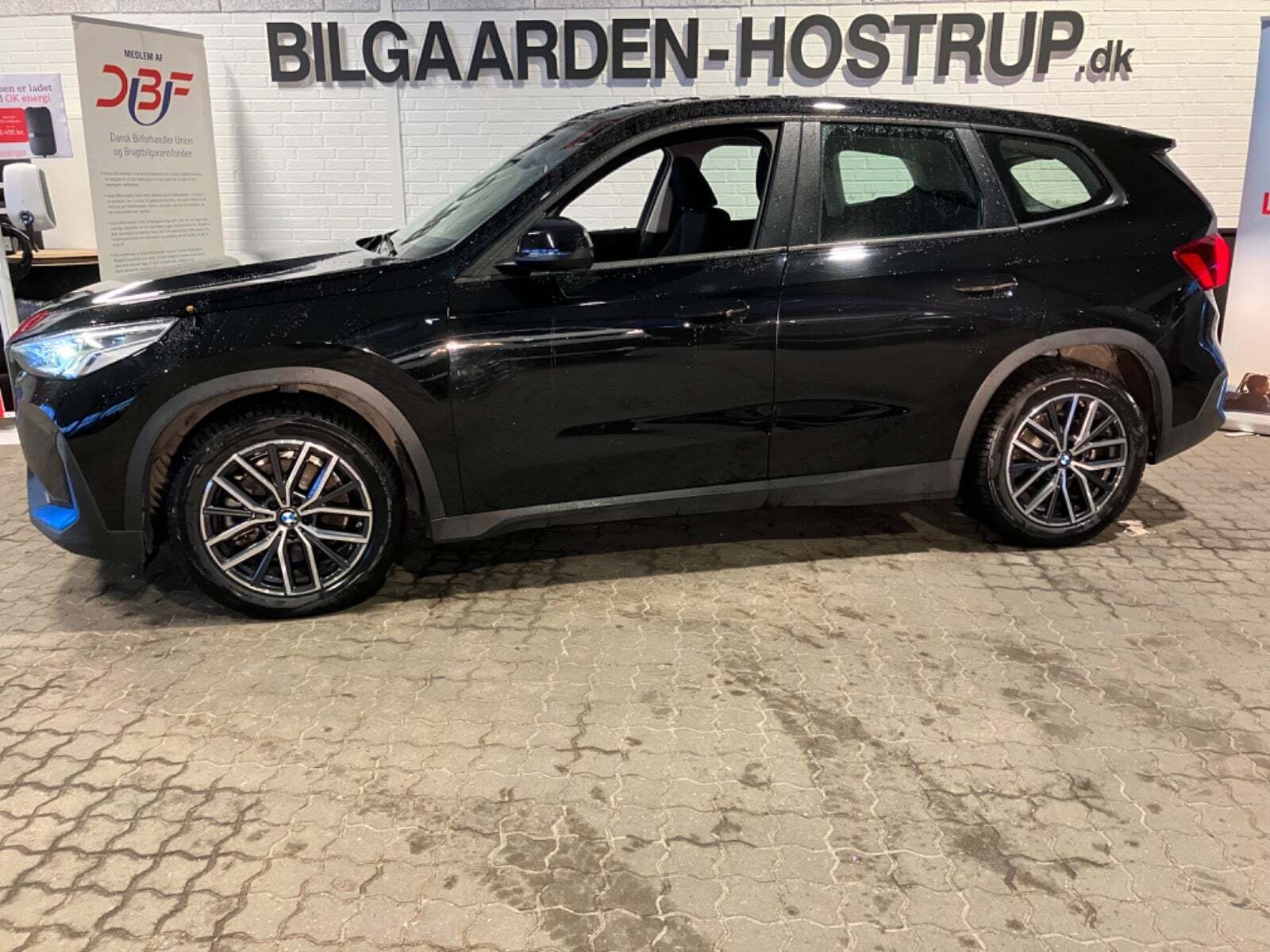BMW iX1 xDrive30
