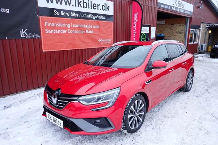 Rød Renault Megane IV fra 2020 set udefra