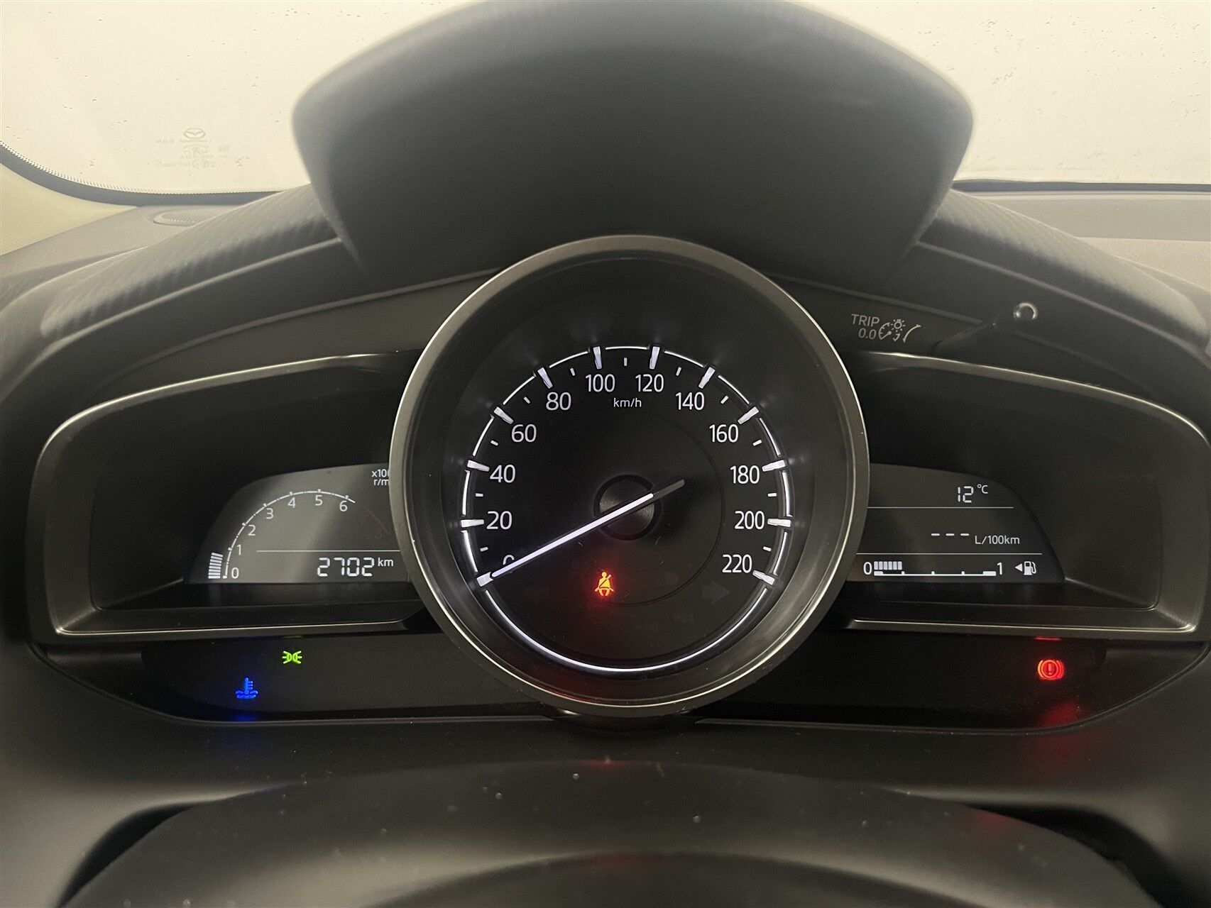 Grå Mazda 2 fra 2025