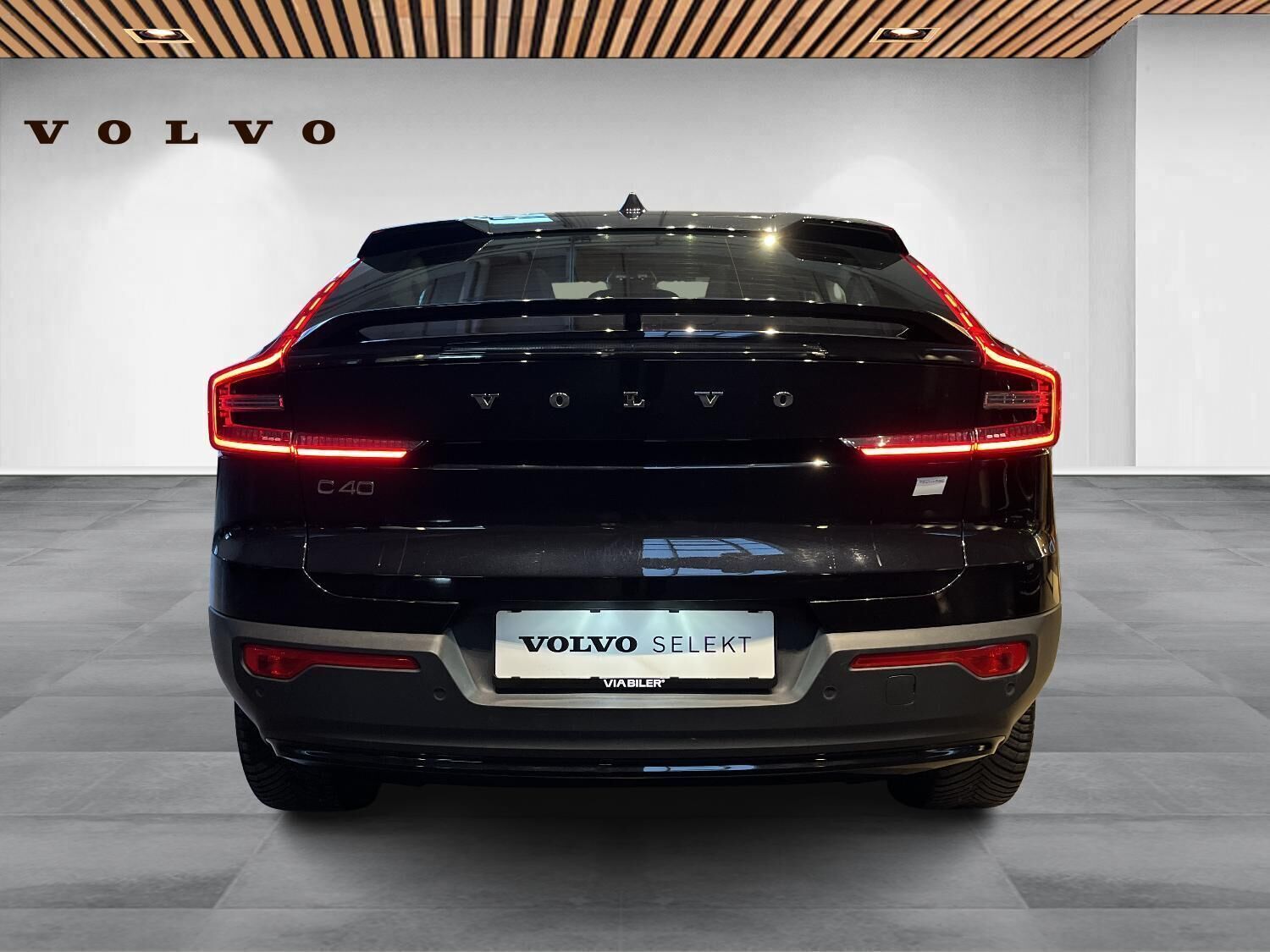 Volvo C40 P6 Recharge Plus 231HK 4d Aut.