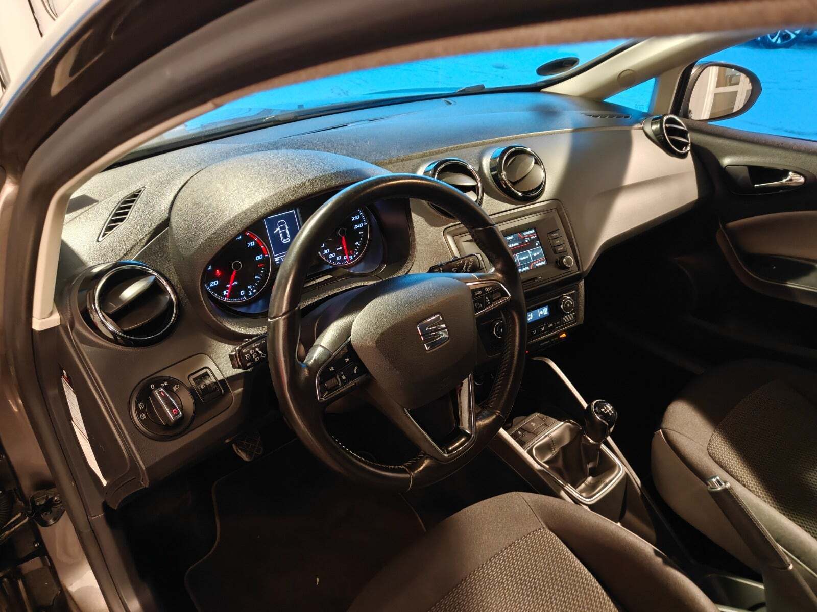 Grå Seat Ibiza fra 2016