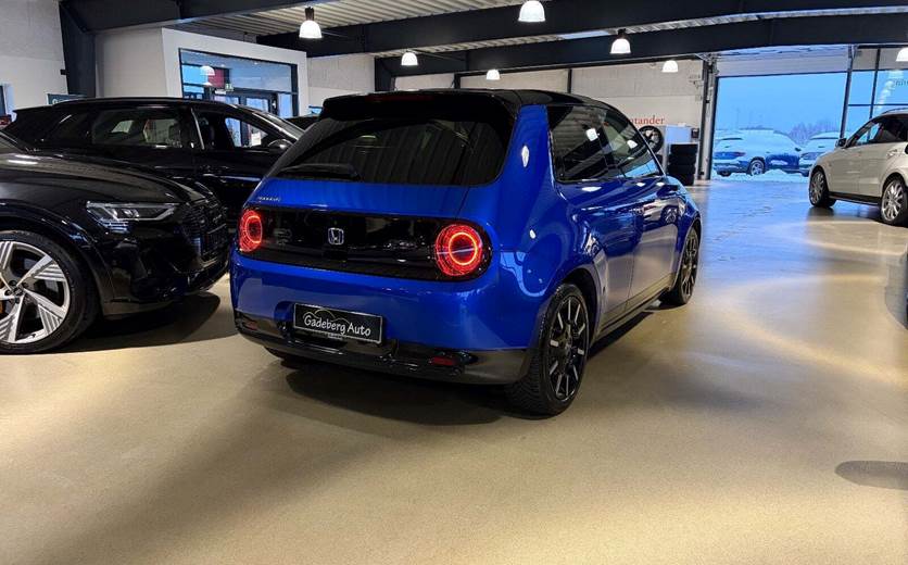 Honda e