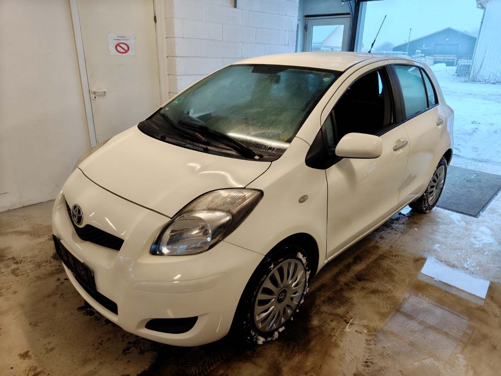 undefined Toyota Yaris fra 2011