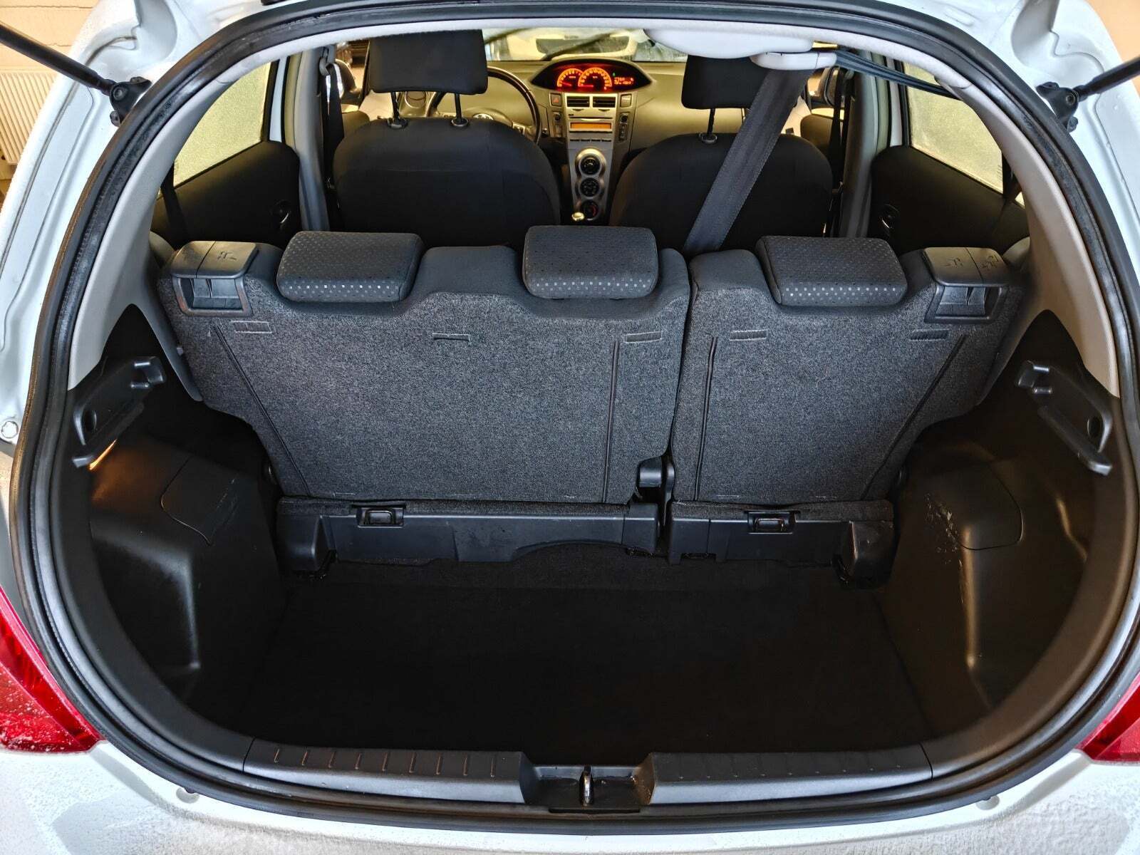 Toyota Yaris 1,0 VVT-i T1