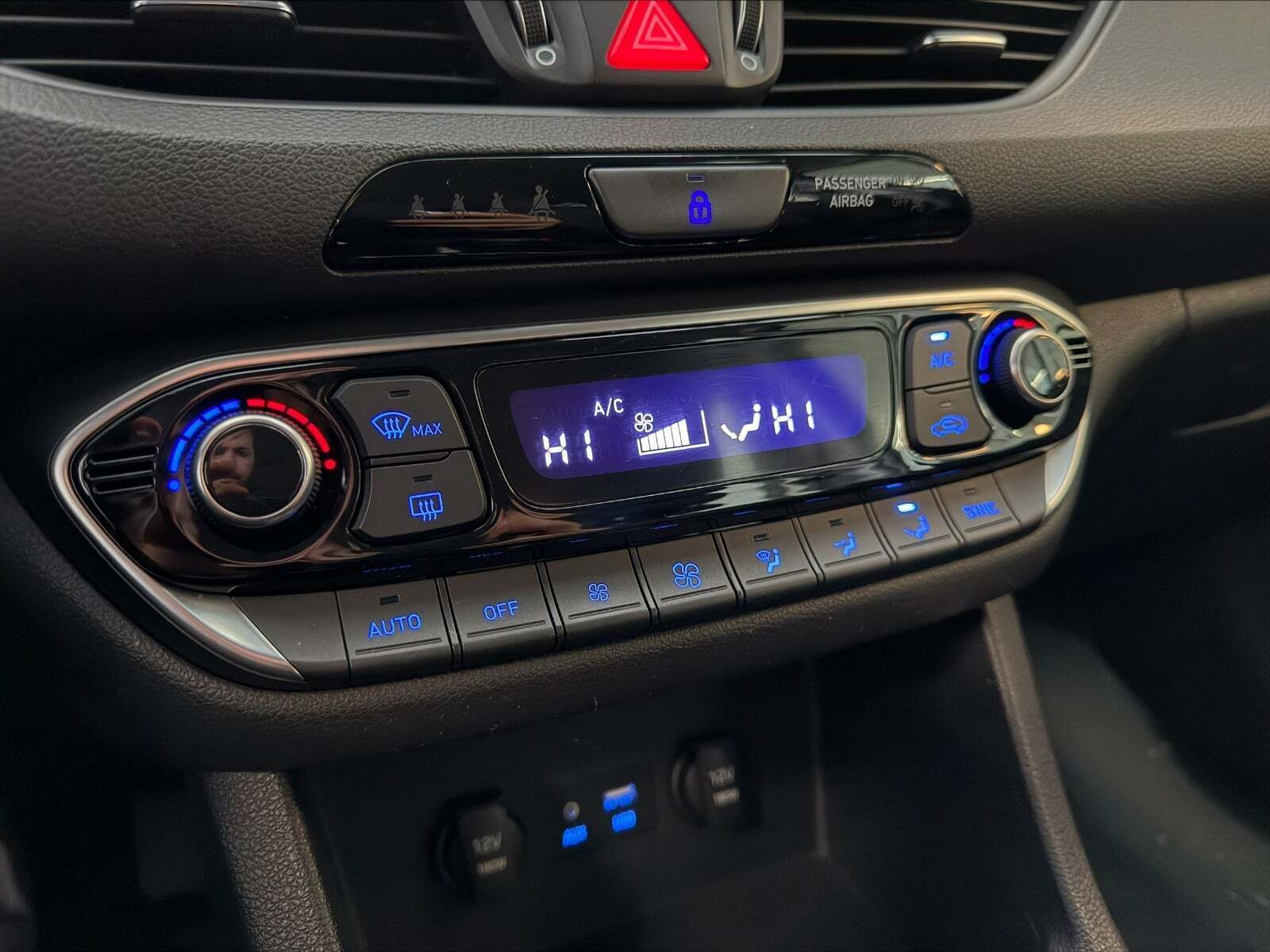 Brun Hyundai i30 fra 2017